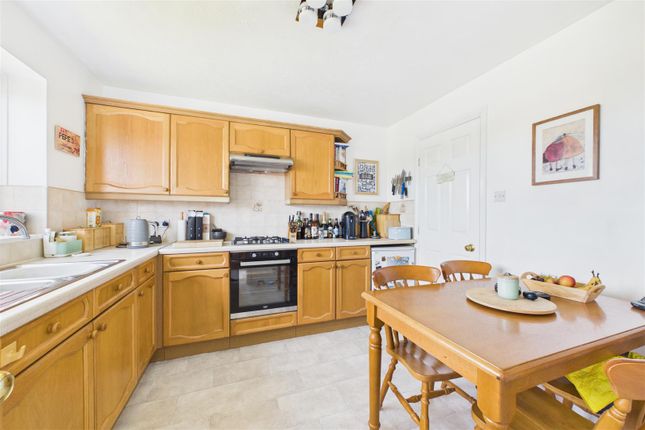 Keepers Cottage, 45, Moore Close, Newark photo 3