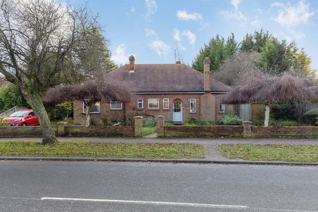 Thumbnail Detached bungalow for sale in Icknield Way, Letchworth Garden City