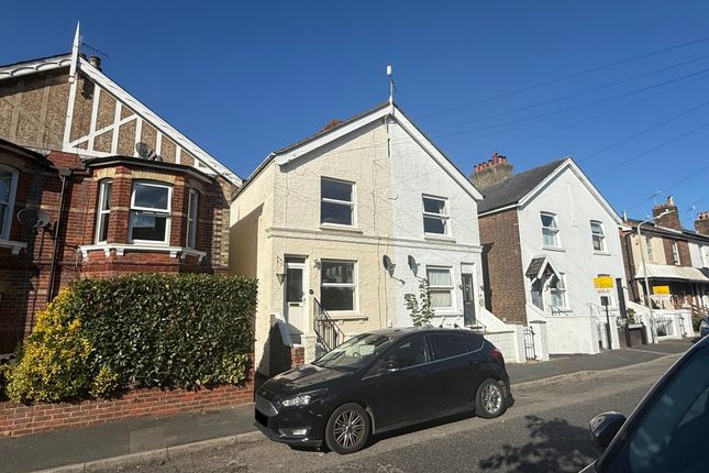 1-bed flat on 88/88B Springfield Road, Tunbridge Wells, £144,000