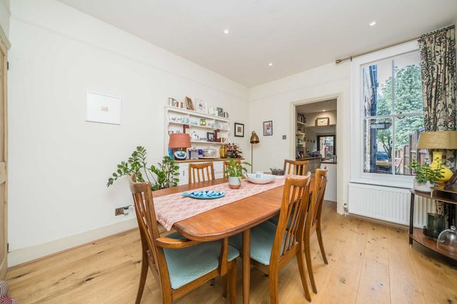 Property for sale in Avenue Road, Kingston Upon Thames