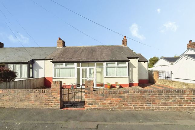 2-bed bungalow on 3, Laurel Avenue, Newcastle Upon Tyne, £175,000