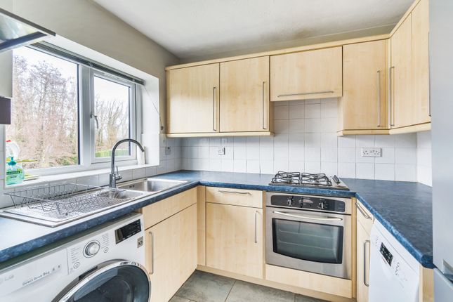 15, Wey Road, Godalming photo 3