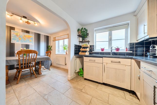 12, Handel Cossham Court, Somerset photo 3