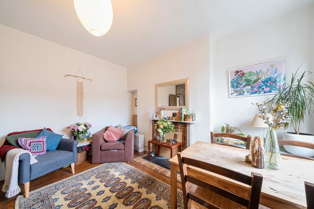 Flat 56, Holden House, London photo 3