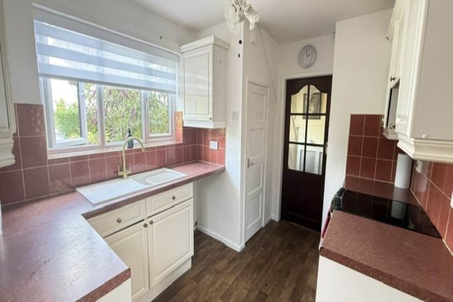 Crow Tree Lane, Adwick-Upon-Dearne Mexborough photo 5