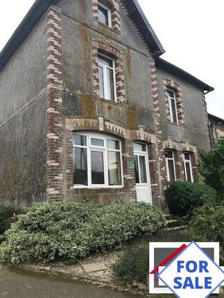 Thumbnail Property for sale in Pre-En-Pail, Pays-De-La-Loire, 53140, France