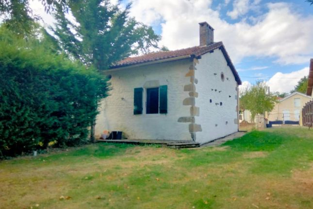Country house for sale in Roumazieres-Loubert, Charente, France - 16270