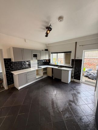 5, Granville Place, Selby photo 5