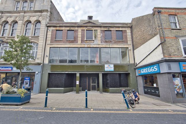 Retail premises to let in Biggin Street, Dover