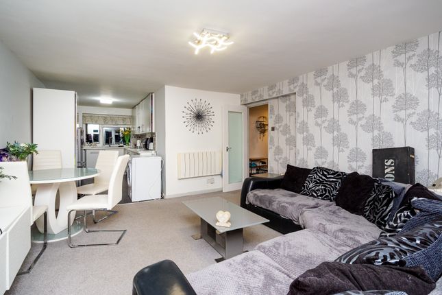 Flat for sale in Chenies Close, Tunbridge Wells