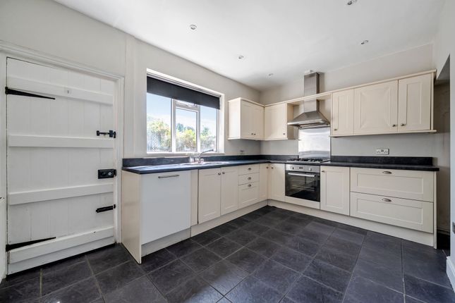 59 South Oak Lane, Wilmslow photo 3