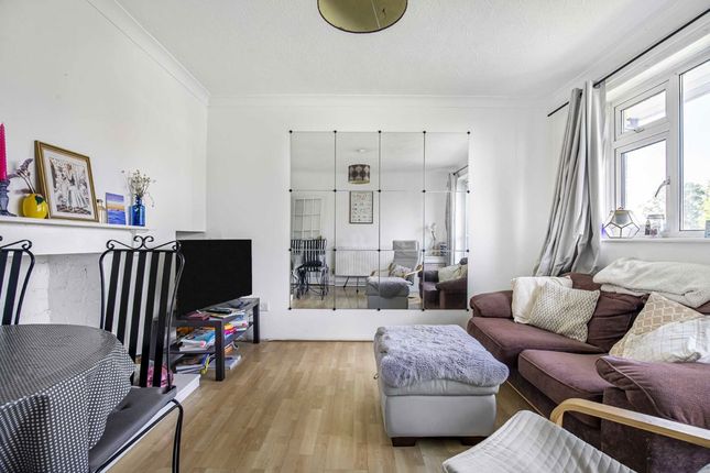 Thumbnail Flat to rent in Smithwood Close, Southfields