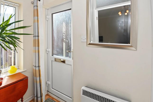 16, Stevens Court, Northampton photo 4