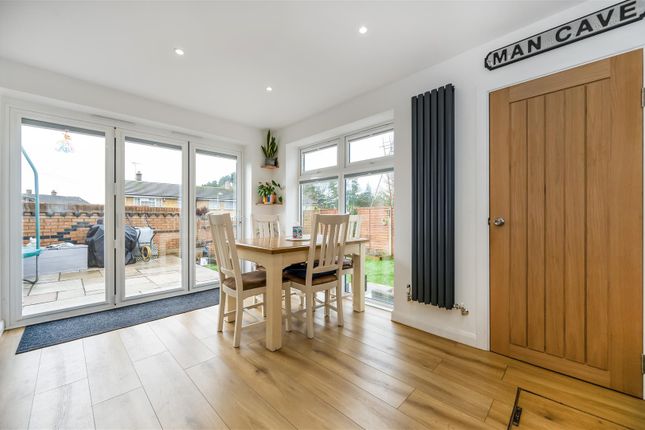 13, Kimbridge Crescent, Havant photo 3