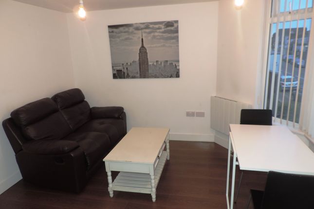 Flat 4  , 234 , Whitchurch Road, Heath , Cardiff photo 4