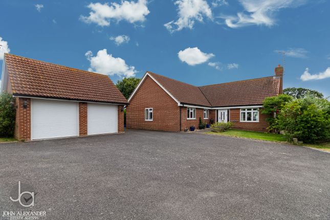 Thumbnail Property for sale in Mount Lodge Chase, Great Totham, Maldon