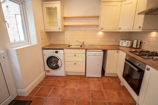 21 Claremont Field, Ottery St Mary photo 3