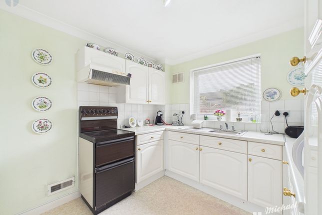 78 Chaucer Drive, Aylesbury photo 4