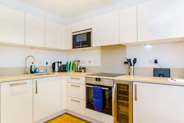 Flat for sale in Mossley Road, Ashton-Under-Lyne