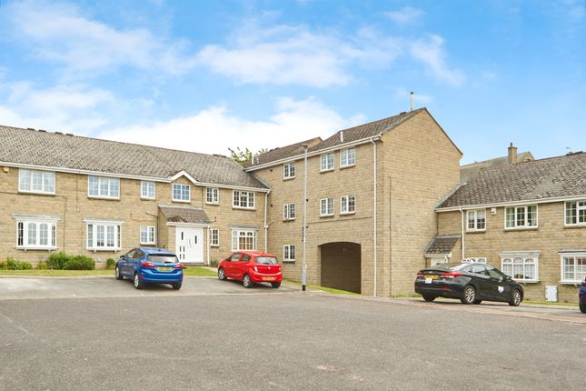 32, Borrowdale Croft, Leeds photo 4