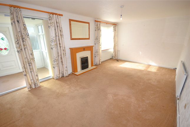 904, Falcon Court, Powys photo 2