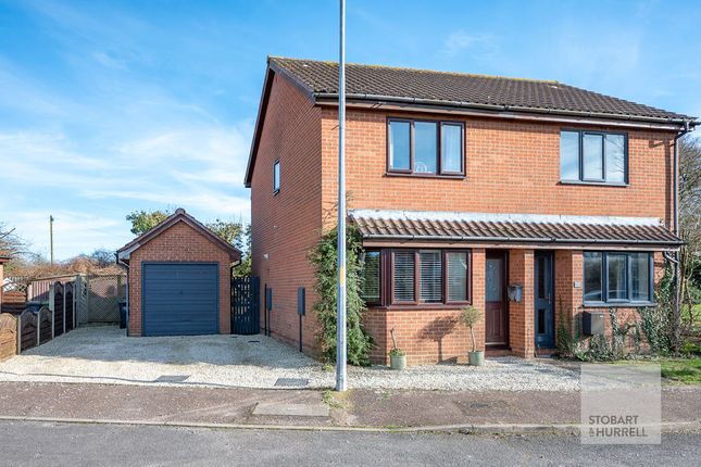 2-bed house on 15, Wells Avenue, North Walsham, £210,000
