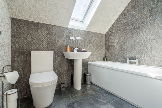 4, Cedar Road, Dundee photo 4