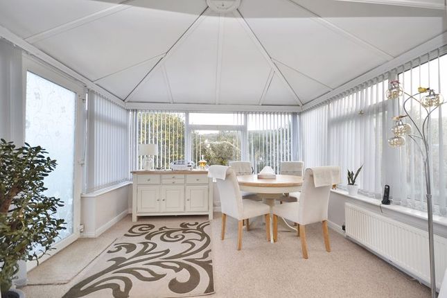 26, Longcroft Avenue, Brixham photo 3