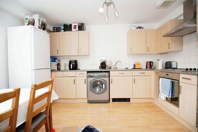Flat for sale in Upper York, Coventry, West Midlands