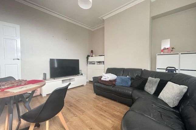 4, Beulah Terrace, Leeds photo 2