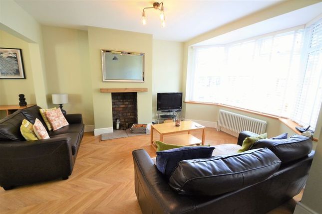 Winchester Road, Salford photo 3