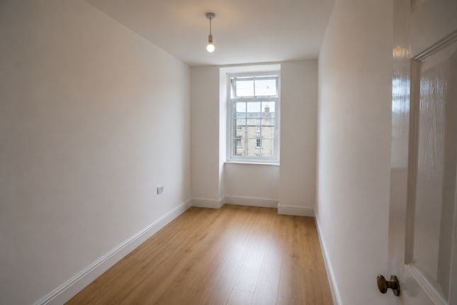 Flat 1, 7 Lower Bore Street, Bodmin photo 5