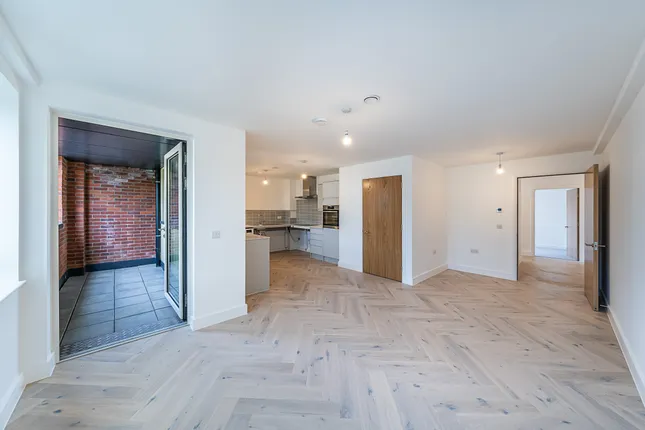 Hamptons - London New Homes