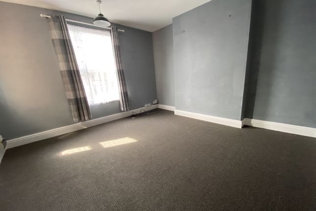 Flat 1B Living Room