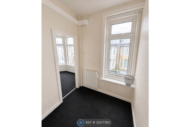 Windsor Avenue, Blackpool photo 3