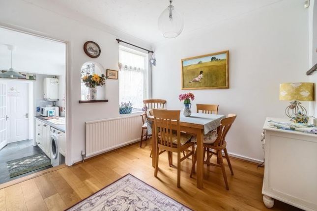 33, Oriental Road, Berkshire photo 3