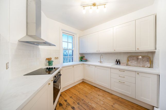 Flat 39, Calais Gate,, Cormont Road, London photo 4