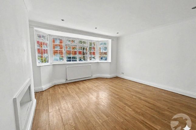 7, Merino Place, Sidcup photo 2