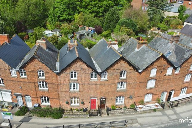 Thumbnail Town house for sale in London Road, Marlborough