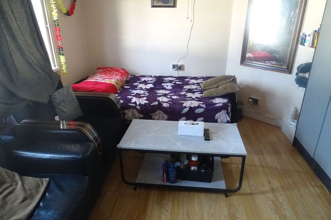 Thumbnail Flat for sale in Southall Court, Lady Margaret Road, Southall