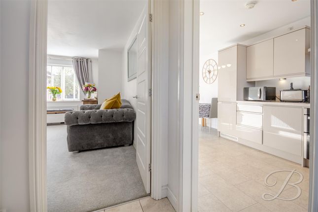 14, Kestrel Close, Alfreton photo 4