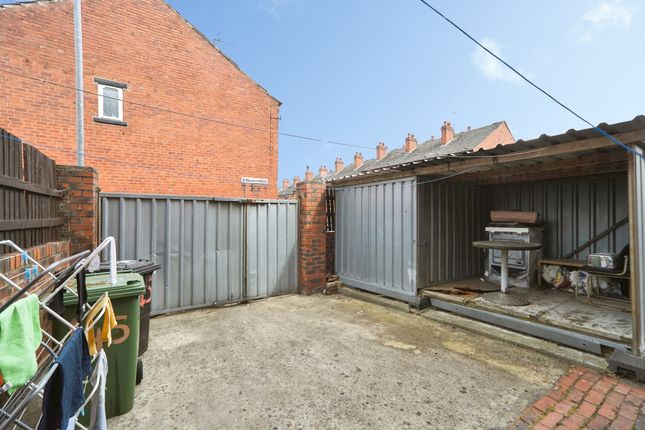 145, Spencer Place, Leeds photo 4