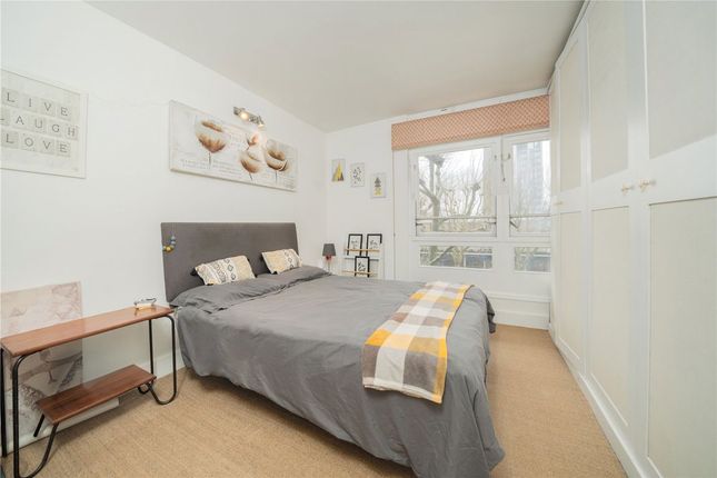 Flat 14, Trellick Tower, 5, Golborne Road, London photo 3