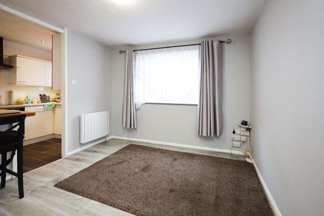 Flat for sale in Canford Road, Bournemouth