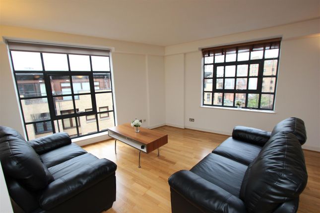 Thumbnail Flat to rent in Merchant Court, 61 Wapping Wall, London