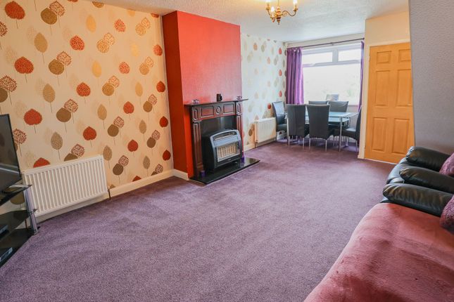33 Low Road, Morecambe photo 3