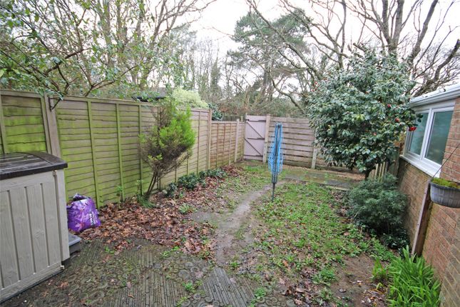 41, Ashlet Gardens, Hampshire photo 2