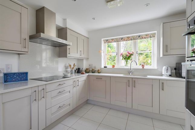 3, Francis Mews, Beaminster photo 2