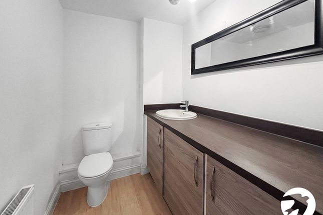 72, Slade Green Road, Kent photo 5