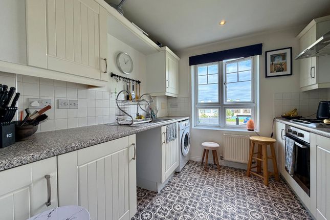 261, Kenton Lane, Tyne and Wear photo 2